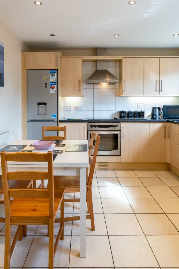 Newcastle City Centre Spacious Town House Free Parking And Wifi Exterior foto